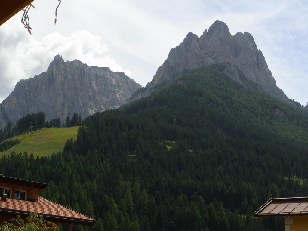 Casa Elisa Apartamento Pozza di Fassa Exterior foto