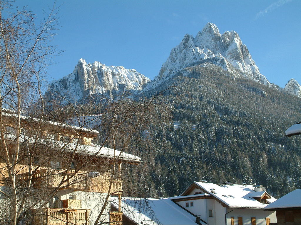 Casa Elisa Apartamento Pozza di Fassa Exterior foto